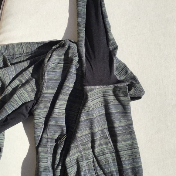 Lululemon Daily Practice Jacket - Picture 13 of 14